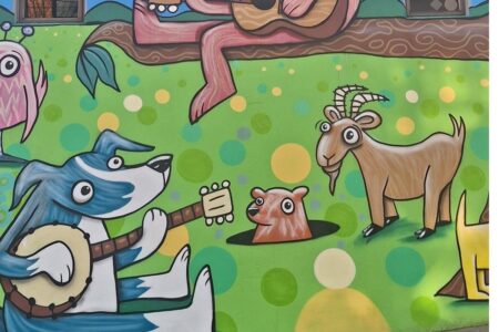 Henry Art Mural dog and animals in Seattle.
