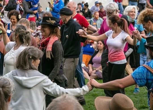 Northwest Folklife Festival .